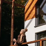 度假居 Okno Na Beskidy *