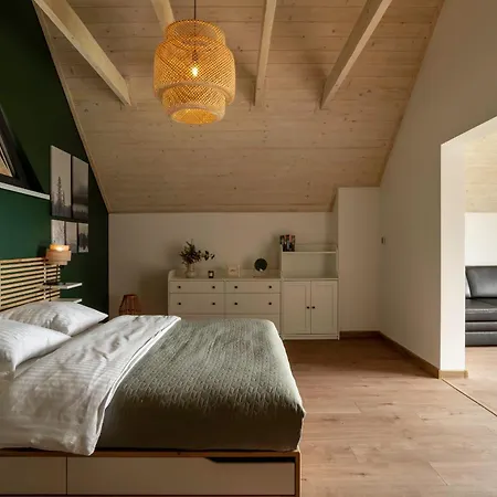 Okno Na Beskidy Holiday home Makow Podhalanski