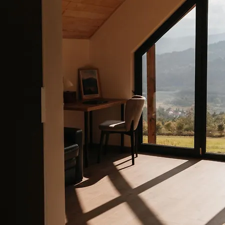 Vakantiehuis Okno Na Beskidy-domek Z Balia , Sauna I Niesamowitym Widokiem Na Gory Makow Podhalanski